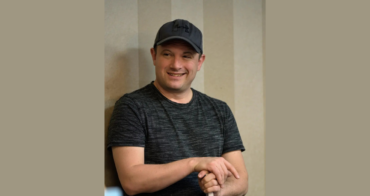 Entrevue de Éric Thériault – Auteur